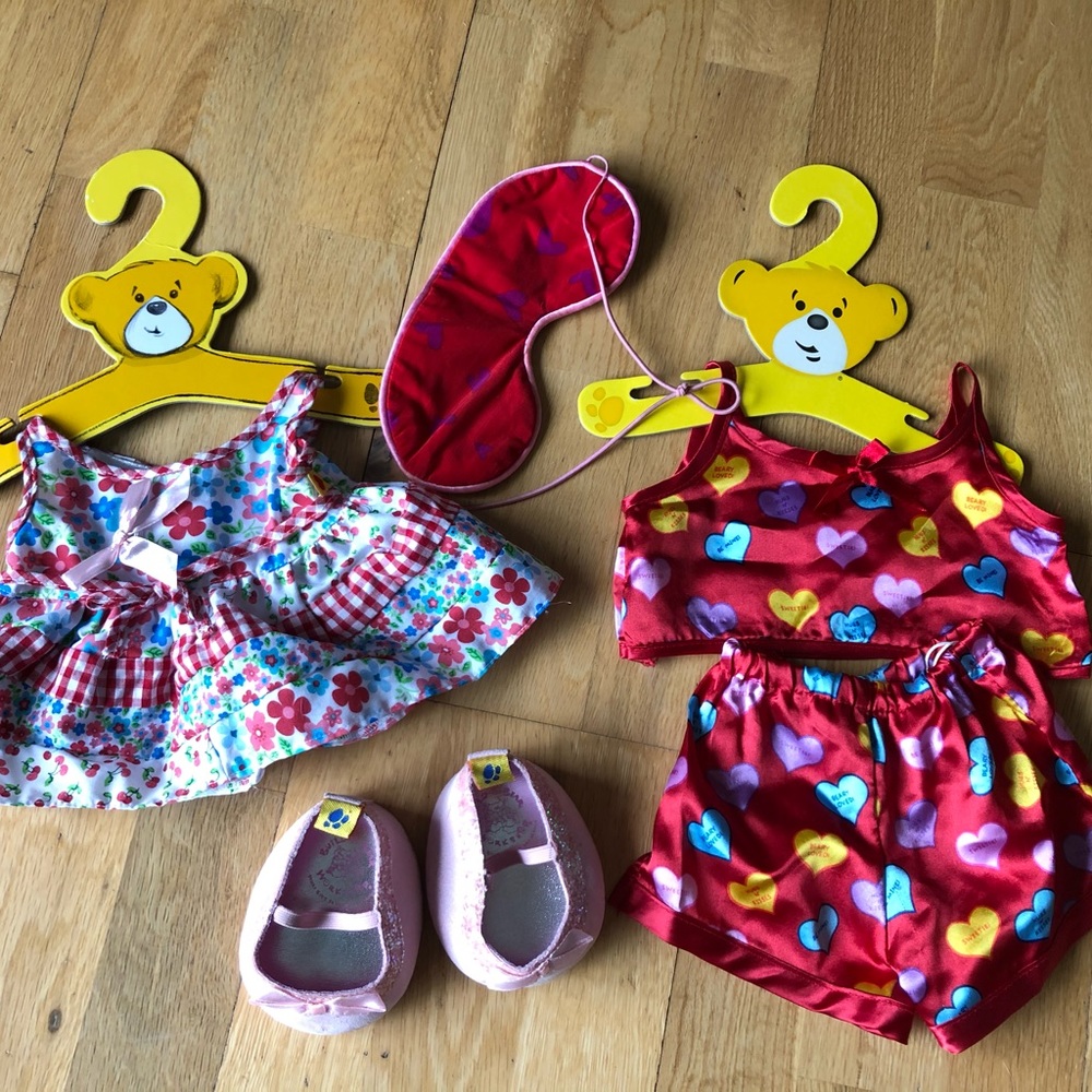 Build-A-Bear set